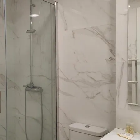 شقة Chiado Modern Attic Duplex 2-bedroom *