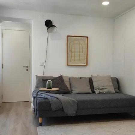 Chiado Modern Attic Duplex 2-bedroom Appartement Lissabon
