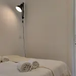 Chiado Modern Attic Duplex 2-bedroom Lisboa