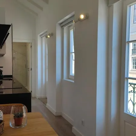 Chiado Modern Attic Duplex 2-bedroom
